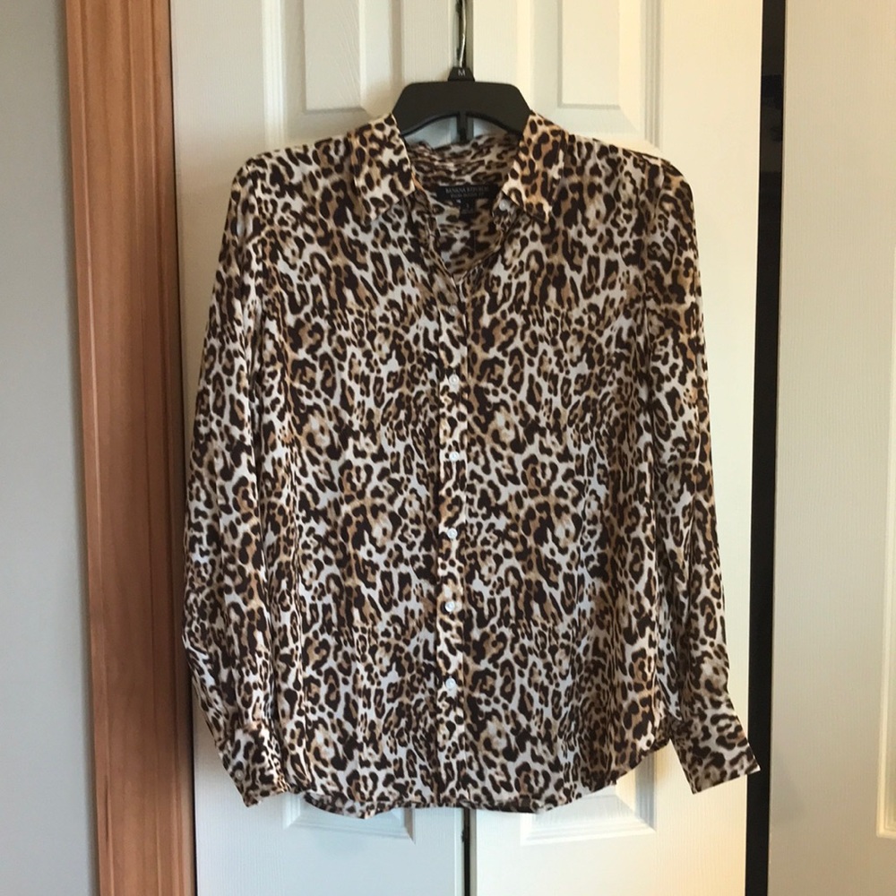 Small NWT leopard print Banana Republic Dillon Classic fit blouse